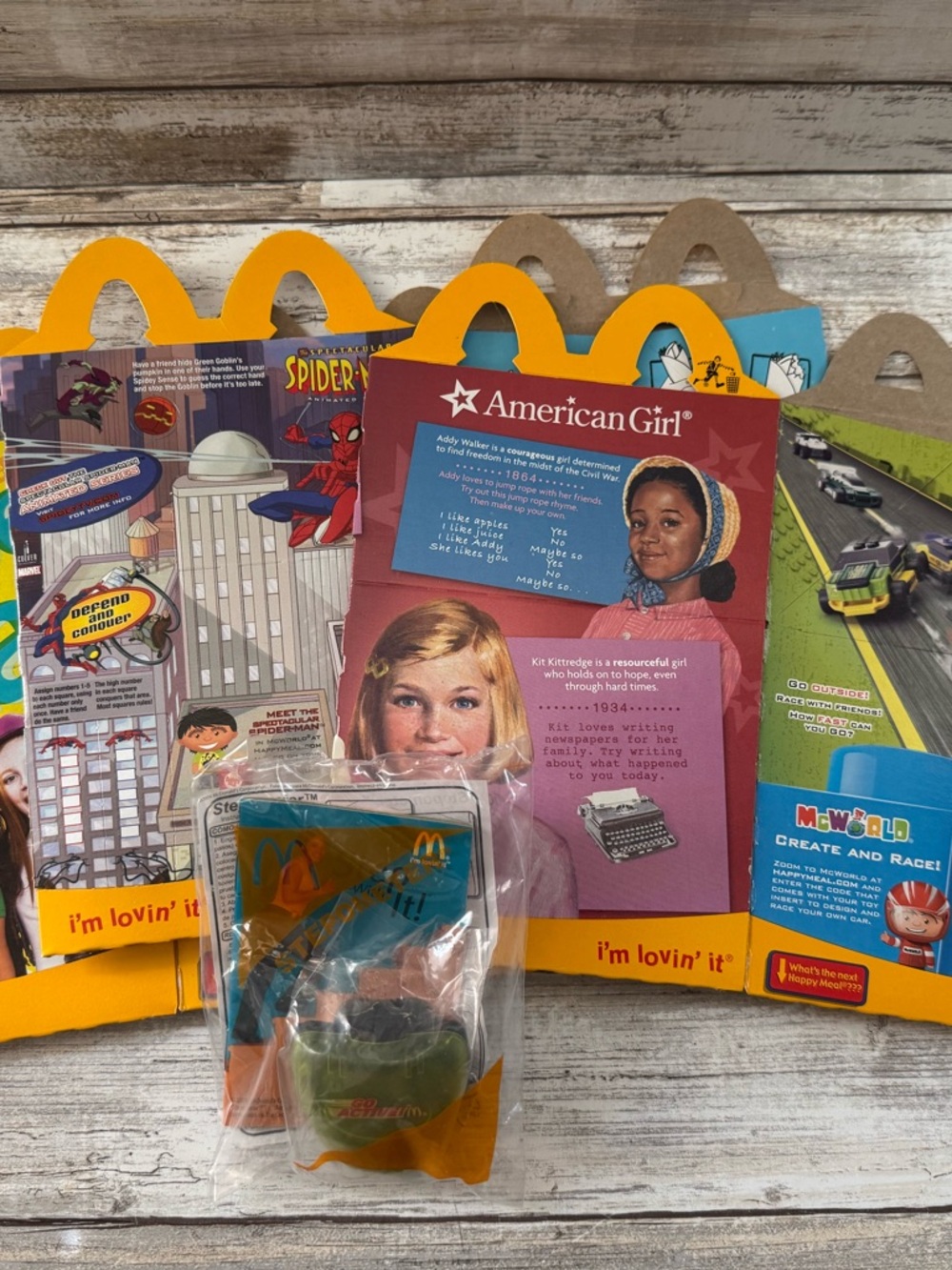 McDonald's 2009 Happy Meal 3 Different Boxes & 2004 Stepometer In Package